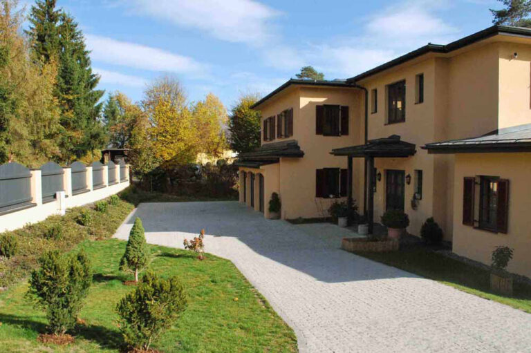 Luxusvilla in Kärnten kaufen Anwesen Seidl Immobilien