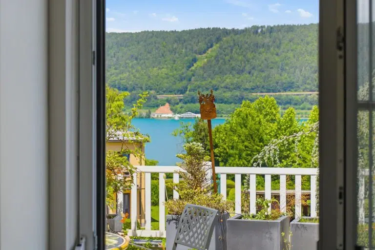 Wohnung mit Seeblick und Zweitwohnsitzwidmung in Velden