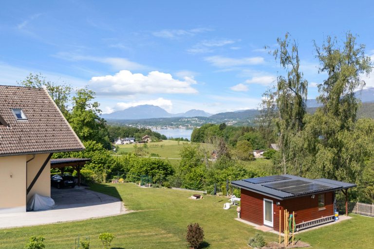 Seeblick-Grundstück kaufen in Schiefling am Wörthersee
