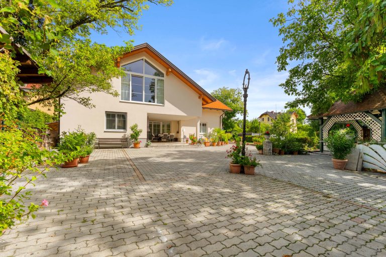 Wohnhaus kaufen im Zentrum von Velden am Wörthersee