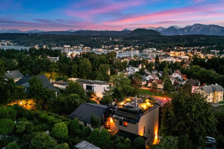 Wohnhaus kaufen in Velden am Wörthersee mit Seeblick